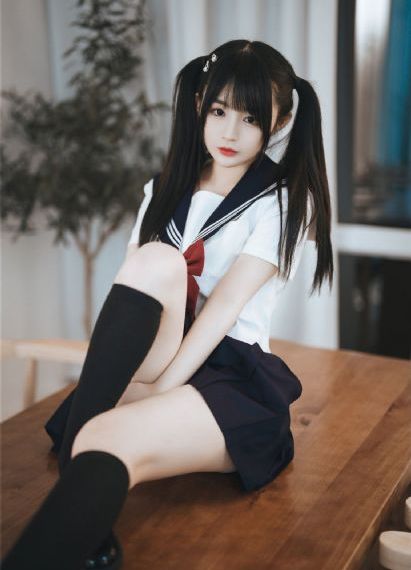 此时此刻电影免费观看完整版_蓝光天堂在线
